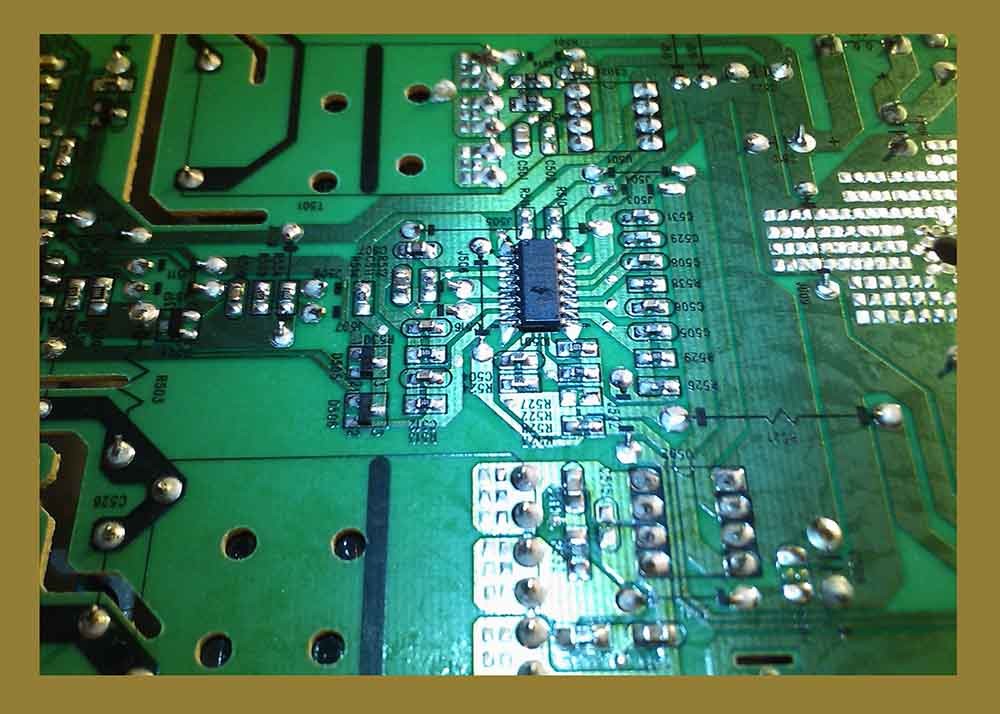 1-40 Layers PCB Board Components 175um SMT Circuit Board Assembly