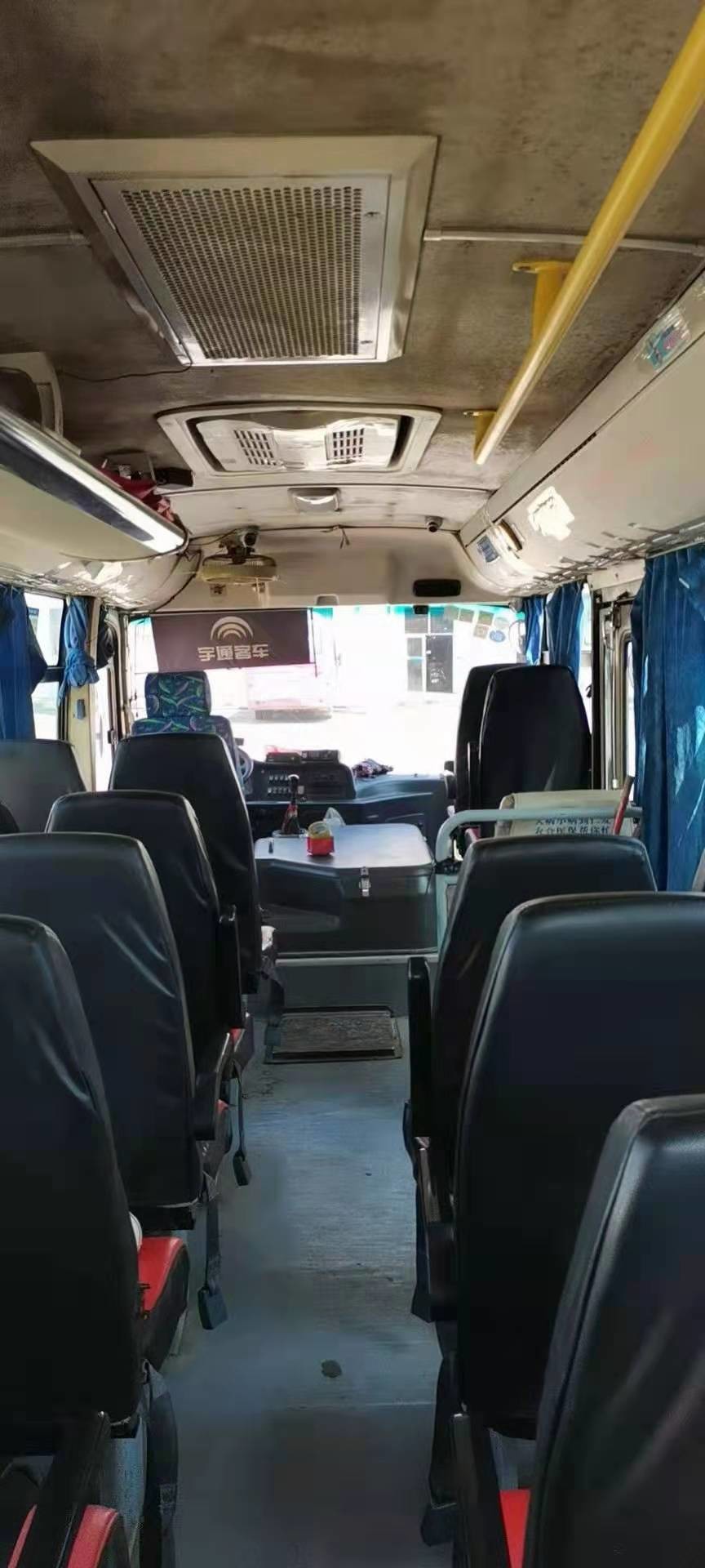2014 Year 28 Seats Used Bus Used Yutong ZK6729 Coach Bus With Diesel Engine For Tourism