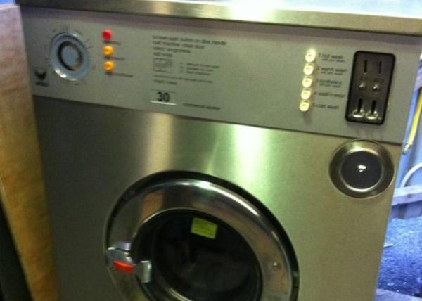 Quality SS304 Programmable Industrial Front Load Washing Machine High Stability for sale