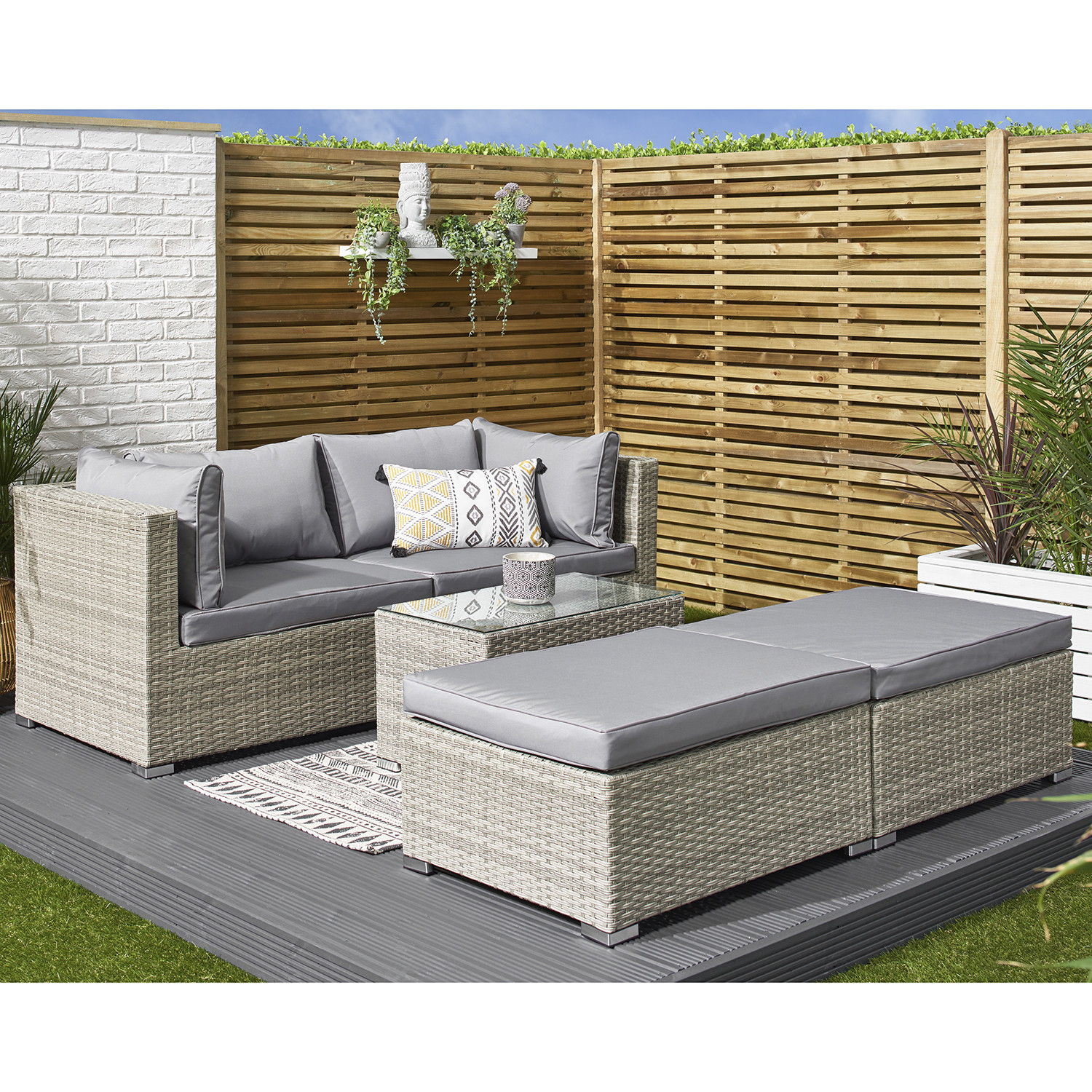 5 Piece Wicker Rattan Modular Outdoor Sofa Modern Design Style L70xW40xH39cm Table Size