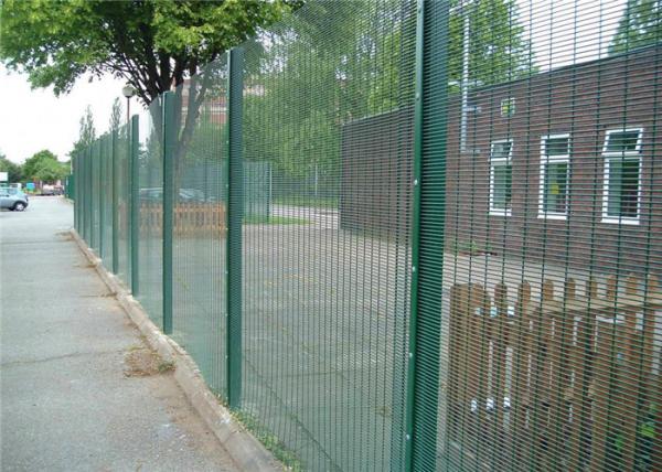Quality anti-climbing fence clearvu 358 security fence,low price invisible security pvc coated clearvu 358 fence for sale
