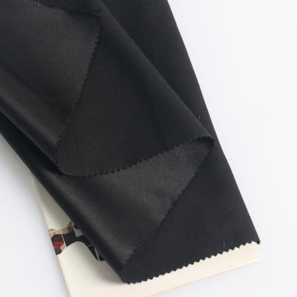 75D*75D recycled polymer shape memory fabric is smooth, firm and durable for windbreaker