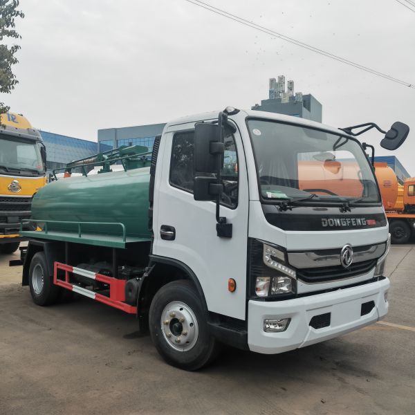 Quality Dongfeng Septic Tanker Suction camion de fosse septique Fecal Sewage Vacuum Truck for sale