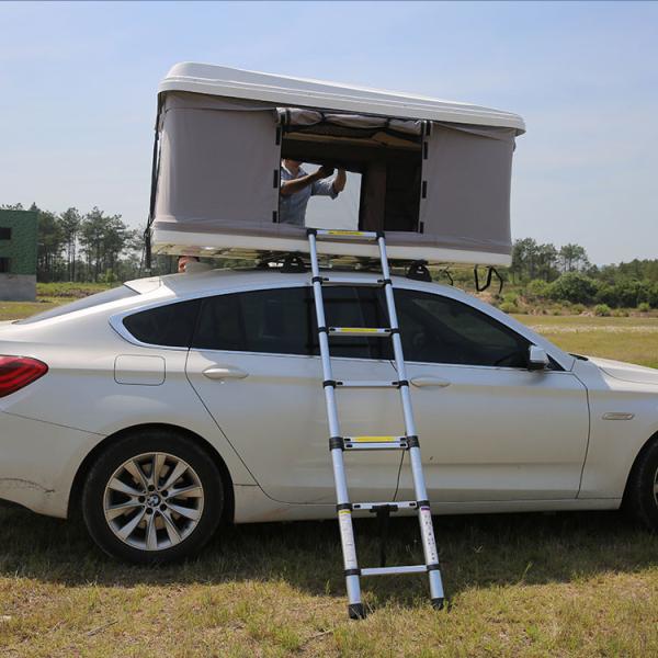 White 4x4 Rentals In Iceland Car Roof Tent For Small Vehicles / Compact SUVS
