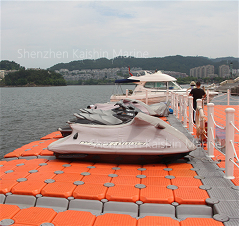 Lightweight Colorful HDPE Plastic EPS Foam Floating Cube Dock Floating Jet Ski Dock Pontoon