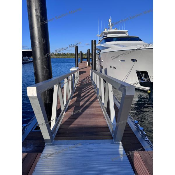 500-600mm Height Aluminum Floating Pontoon with Durable WPC Decking for Marine Applications