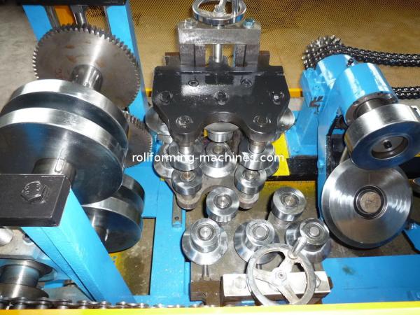 Quality C Shaped / Z Shape Purlin Roll Forming Machine , Roof Forming Machine for sale