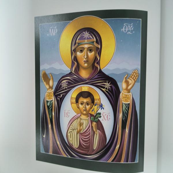 Image To Insight Glossy Inner Pages Softcover Art Book Printing With Spot UV Cover Finish Professional Book Printing