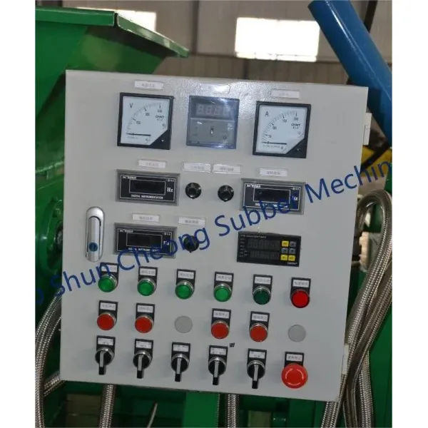 Forced feed Rubber Strainer Extruder