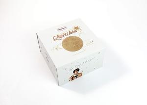 China Luxury Paper Magnetic Foldable Packaging Box Sustainable For Ice Cream wholesale