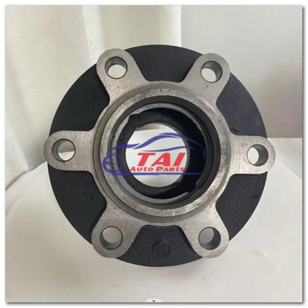 Quality 8-97081323-2 Rear Wheel Hub 8970813232 For Isuzu NQR71 NPR75 NKR-71 4HG1-T for sale