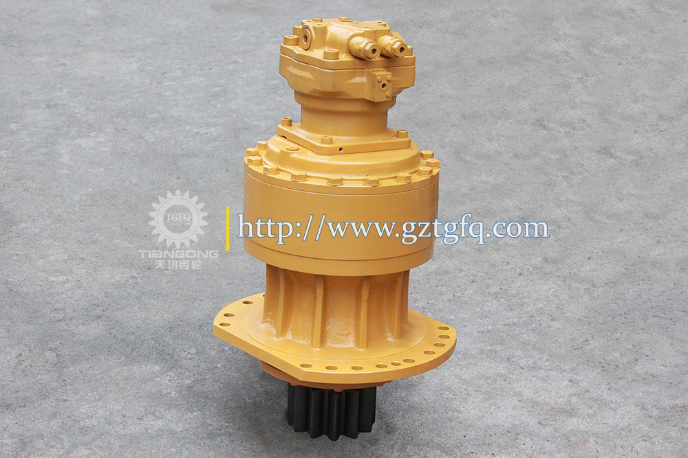 E374D Excavator Swing Device M2X210 374F Hydraulic Swing Device
