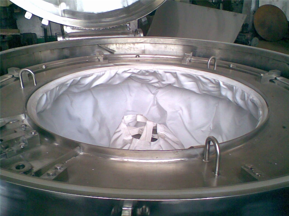 Zhonglian High-speed flat top discharge centrifuge separator automatic centrifuge separator for water purification