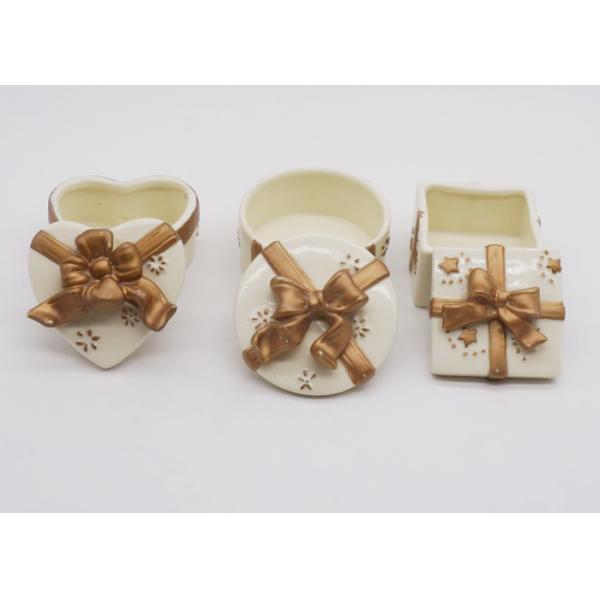 Heart Shape Porcelain Kitchen Canisters Handmade Trinket Box Covered Box With Bowknot
