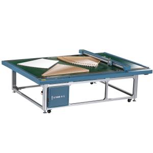 China Paper Scoring Pleating Cutting Plotter Garment Pattern Cutting Plotter 2-3mm Thickness wholesale