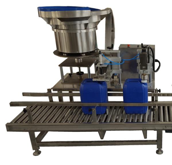 Quality Programmable Automatic Capping Machine 5L 10L Bottle Capper for sale