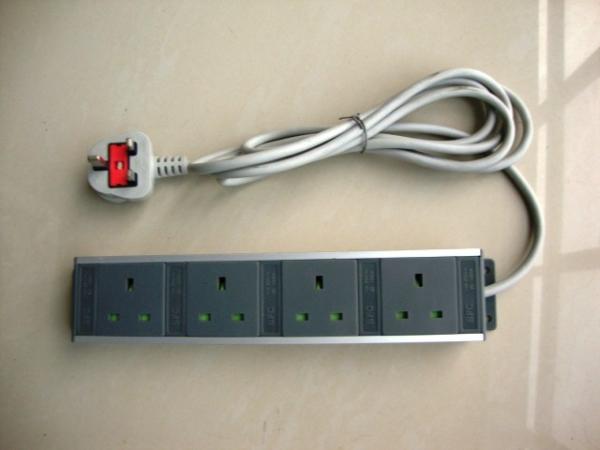 Quality Black UK 4 Socket Electrical Extension Cord , Rack Mount Power Distribution Unit for sale