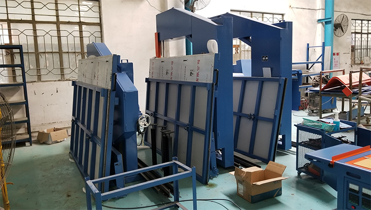 Durable 380 V Automatic Vertical Horizontal Cutting Machine Saw Blade Cutting Machine