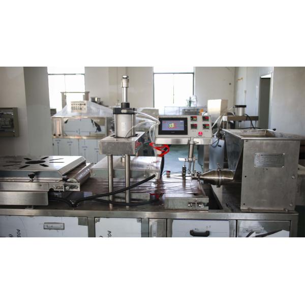 Adjustable Hydraulic Heating Flour Tortilla Making Machine For Commercial