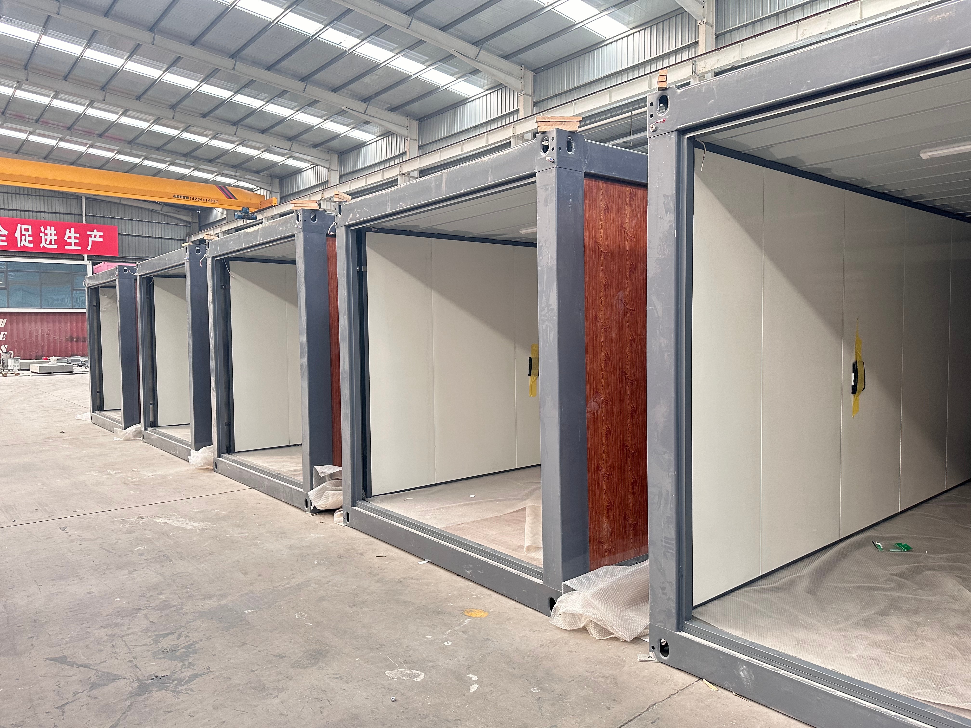 High Wind Rating Folding Container Prefabricated House Customizable Color 20ft Prefab House with Quick Assembly Design