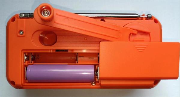 Quality Multi Function Dynamo Hand Crank Radio DC3V Outdoor Solar Powered Flashlight for sale