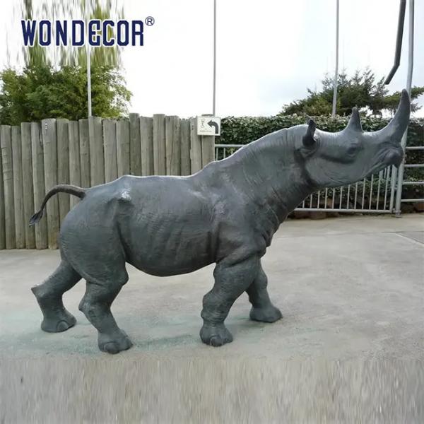 Metal Casting Bronze Rhinoceros Sculpture Large Outdoor Garden Decoration