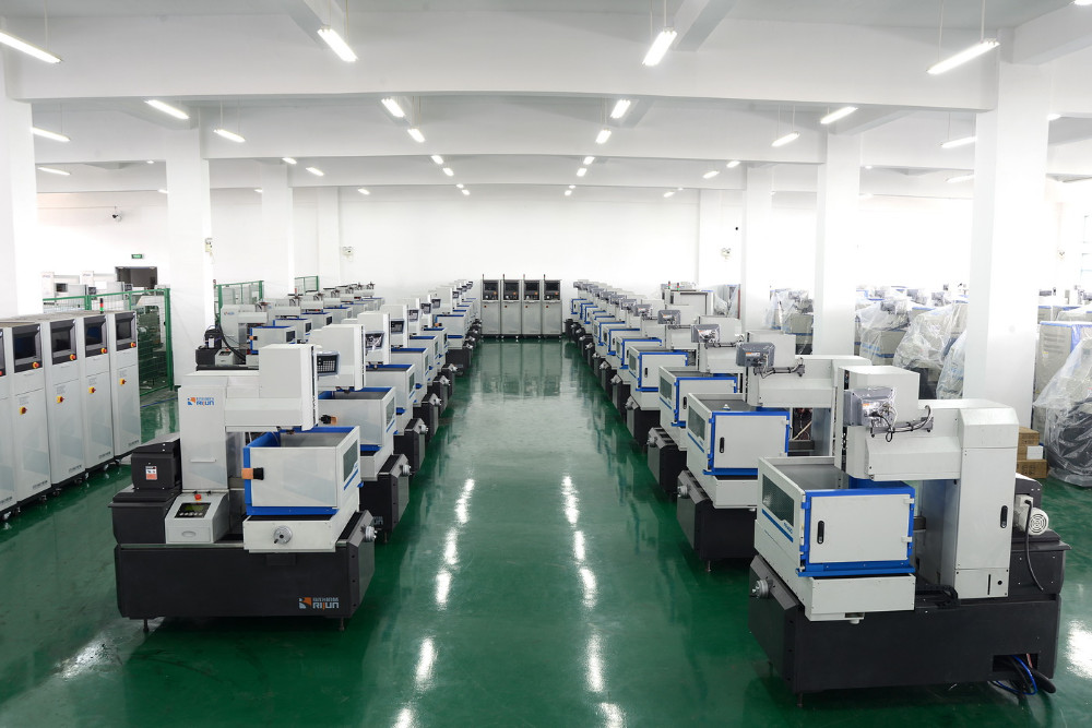 Medium Speed Micro Wire Edm Machine , 1500kg Cnc Wire Cut Edm Machine