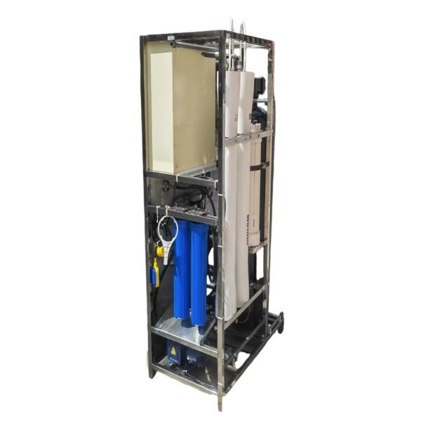 Quality Smart Desalination Machine Turns Salt Water Into Fresh Water for sale