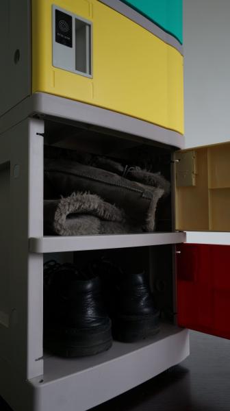 Quality Corrosion Proof ABS Plastic Lockers Red Door 5 Tier Lockers With Clover Keyless Lock for sale