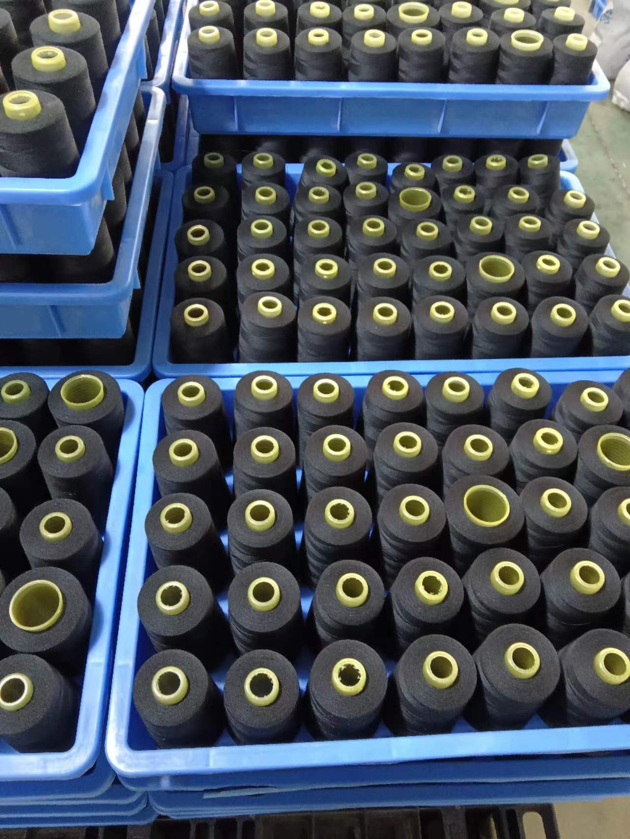 Tkt 120 Spun Polyester Sewing Thread 402 Polyester Thread for Tablecloth Stitching
