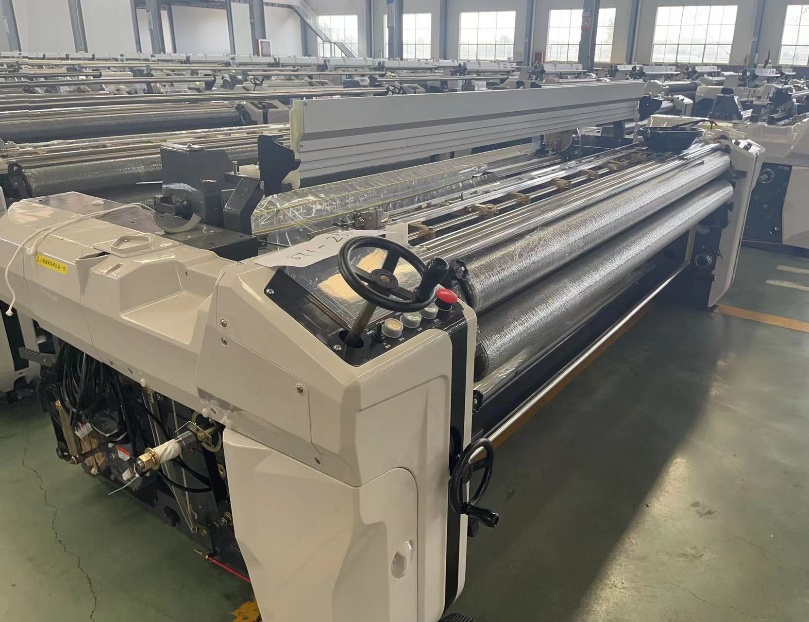 Dobby Water Jet Power Loom Machine 190cm Plain Mechanical Heavy Weight Fabrics