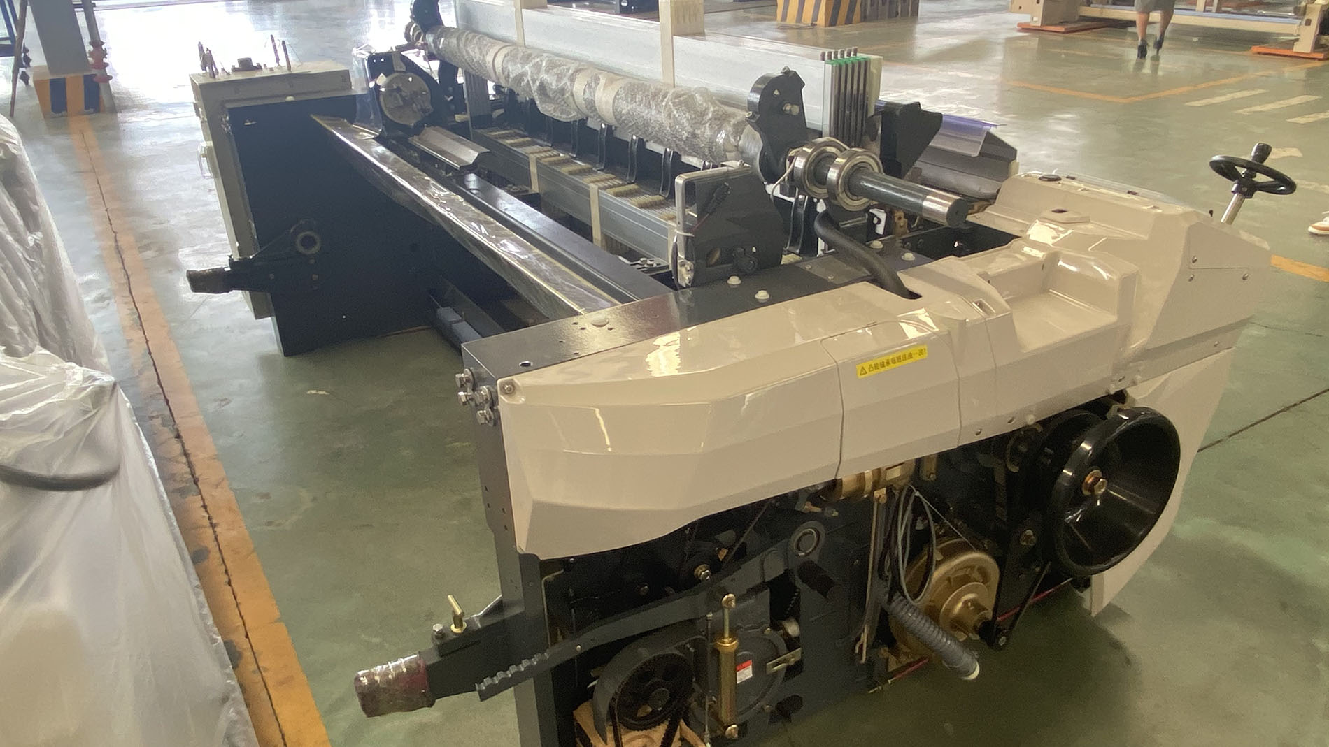 High Density Shuttleless Loom Machine Home 1000 RPM Fabric Weaving Machine