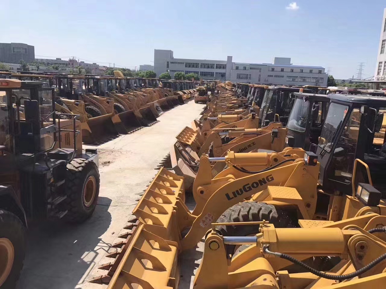 Diesel Engine Powered Heli H2000 Forklift and Great Efficiency with 1000MM Fork Length