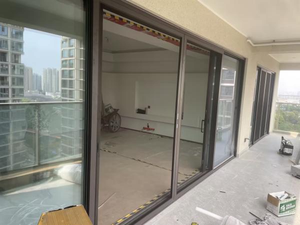Quality Hennesa - Barrier Free Screen Door Creating Inclusive Spaces for sale