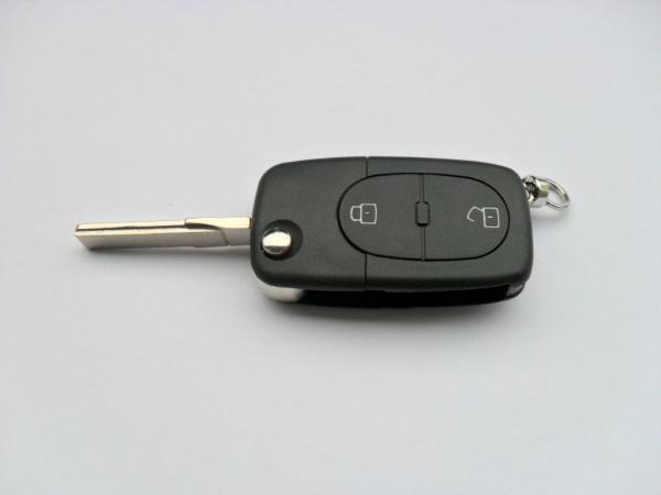 Quality original audi A4 replacement folding keys with high rigidity for sale