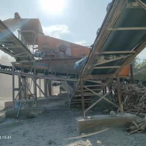 China Circular Rock Vibrating Screen Machine For Stone Sorting 50 - 400m3/H wholesale