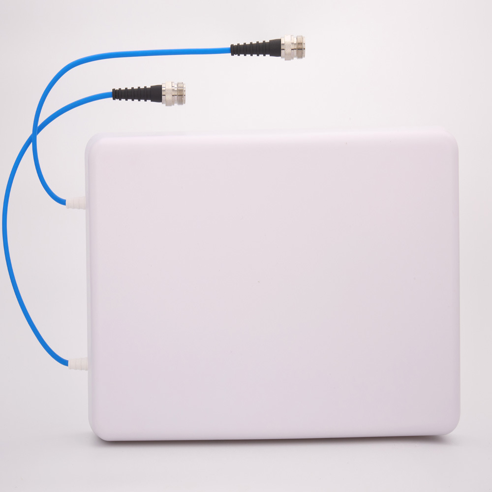 Patch Panel Antenna Wideband 3300-4000MHz LTE N Type High Gain for Mobile Signal Booster