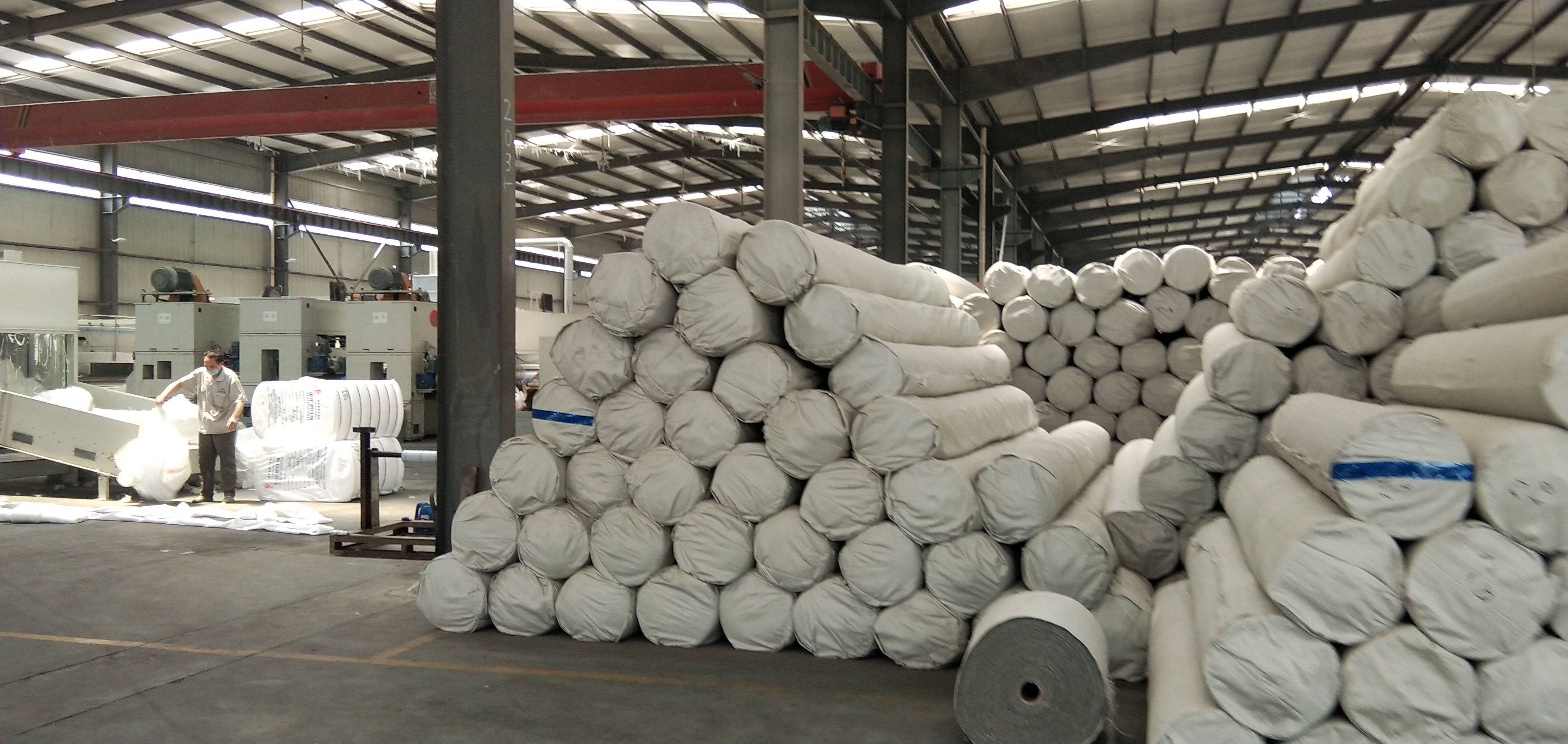 50-100m Roll Length Non Woven Geotextiles Drainage Isolation Reinforcement Protection
