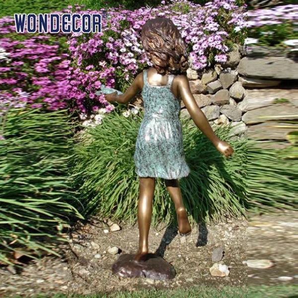 Custom Life Size A bronze statue of a girl playing in the garden