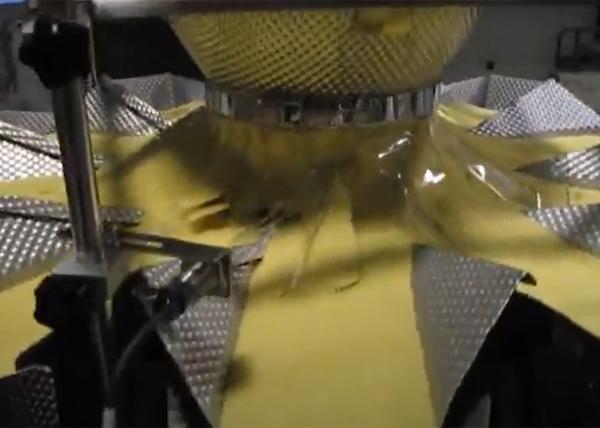 Quality Multihead Weigher Packing Machine for Couscous Vacuum Bag VFFS Packaging System for sale