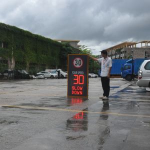 Solar Powered LED Radar Speed Sign with 100M Detection Range