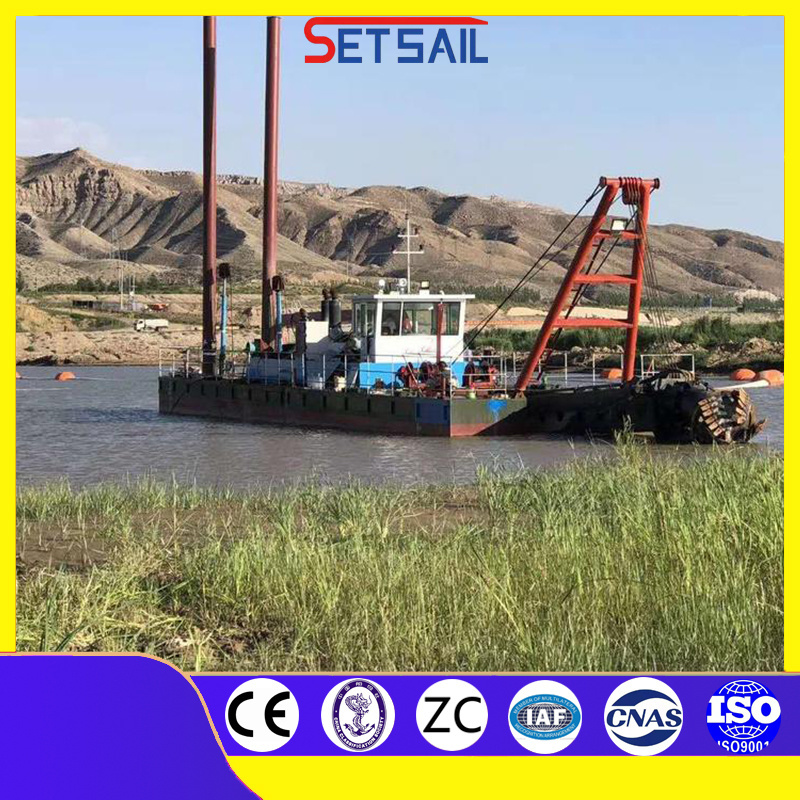 China Low Price 10inch Cutter Suction Dredger with ISO Certification