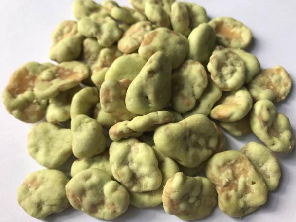 Quality Spicy Chilli Coated Fava Beans Health Benefits Fried Foods Low Temp Saving for sale