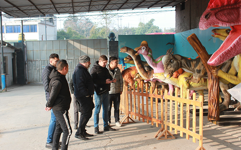 Interactive Show Amuseument Triceratops For Large Central Park By Handmade