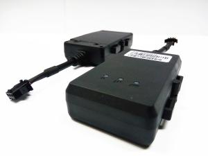 China Quad Band NB - IoT Vehicle GPS Tracker Small Size Support 5m Accuracy Positioning wholesale
