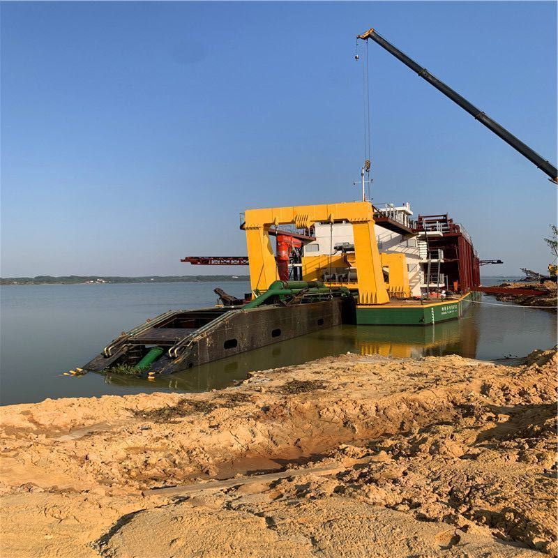Full Hydraulic Automatic Cutter Head Dredger with Suction Pump