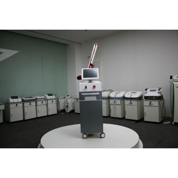 Q-switched Nd Yag Laser Tattoo Removal Machine for salon beauty