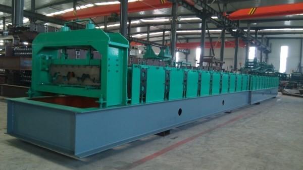 Quality High Precision Floor Decking Forming Machine With Water Cooling System for sale
