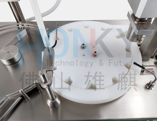 Automatic Desktop 15ml Vial Filling Capping Machine With Ceramic Pump