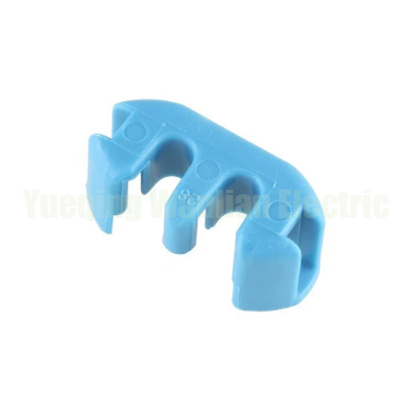 15300014 Connector Wire Harness Plug Accessories Clip Connector